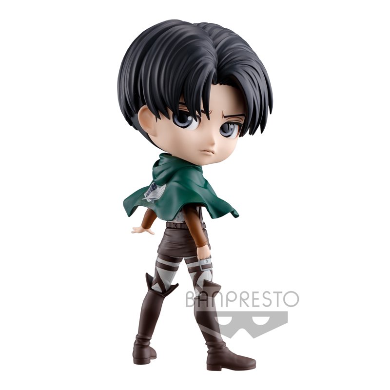 Figura Qposket Ataque A Los Titanes Levi